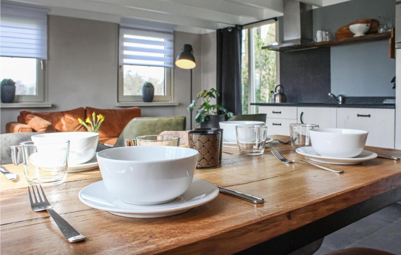 2 Bedroom Nice Home In Bornerbroek Weleveld Экстерьер фото
